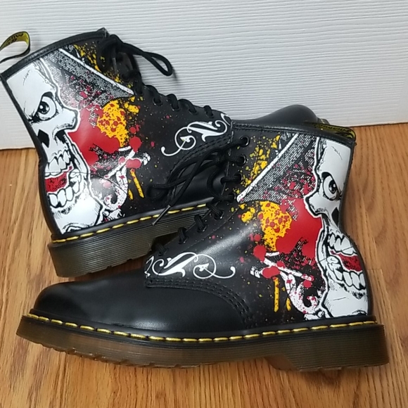 Dr. Martens Shoes - RARE Dr Martens 1460 Half Skull boots